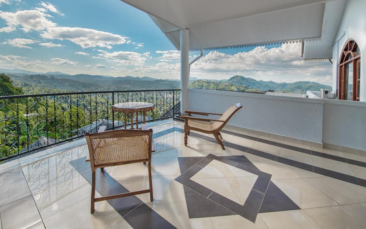 Ceylon Breeze Hotel Kandy Exterior foto