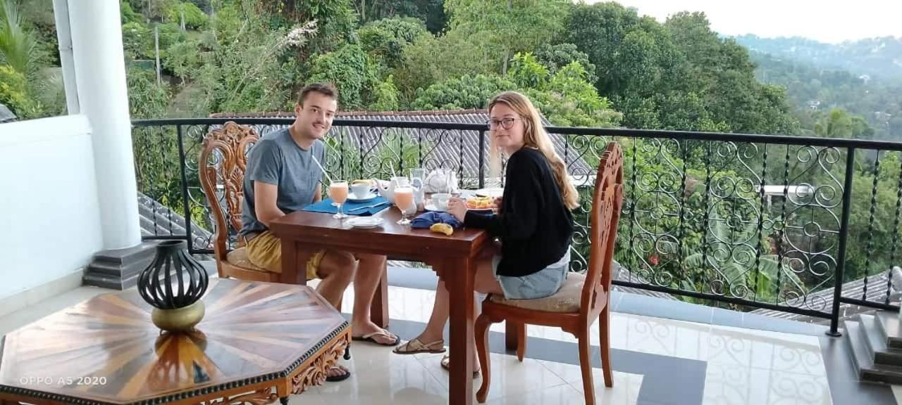 Ceylon Breeze Hotel Kandy Exterior foto